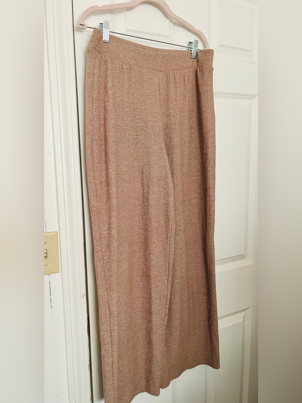 Old Navy Ribbed Wide-Leg Knit Lounge Pants Tan Oatmeal